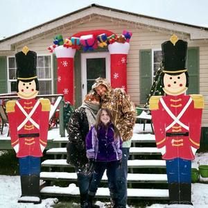 Meet your Posher, Troy